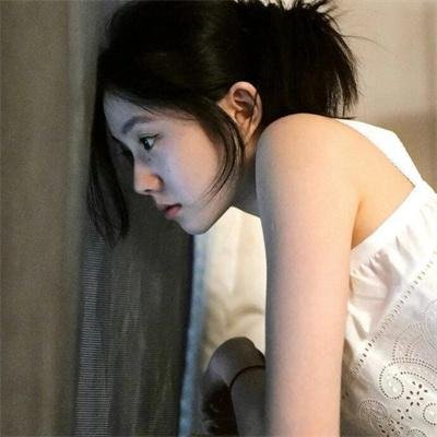 谎言的颜色海报