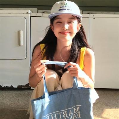 平凡英雄海报