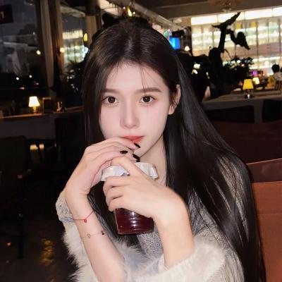 姐姐妹妹杀起来海报